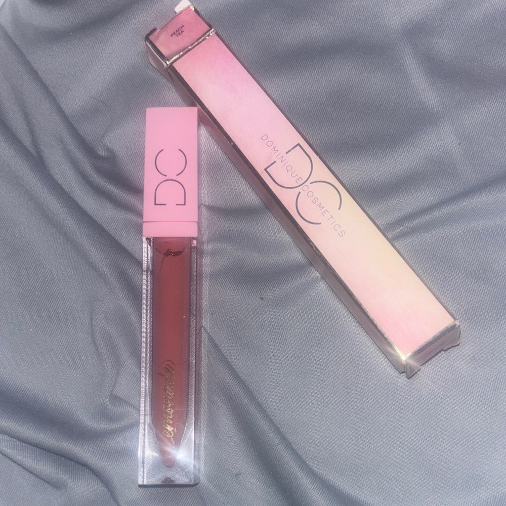Dominique Cosmetics Mauve Lipstick